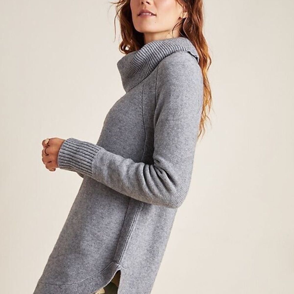 Moth Anthropologie Gray Brenta Tunic Length Cowl Neck Sweater